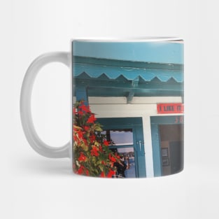 "I Like it Like That" Beach House Facade Mug